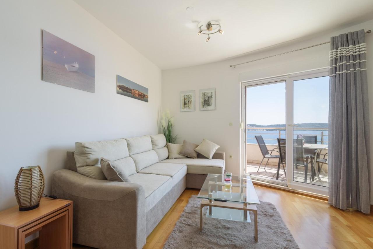 Apartment Marijana Trogir Exteriör bild
