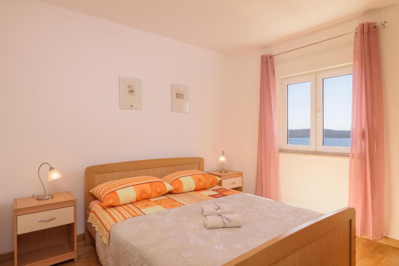 Apartment Marijana Trogir Exteriör bild