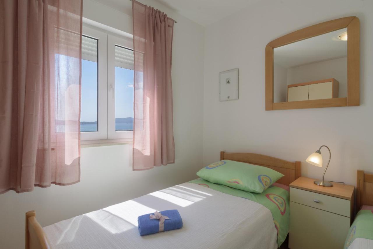 Apartment Marijana Trogir Exteriör bild