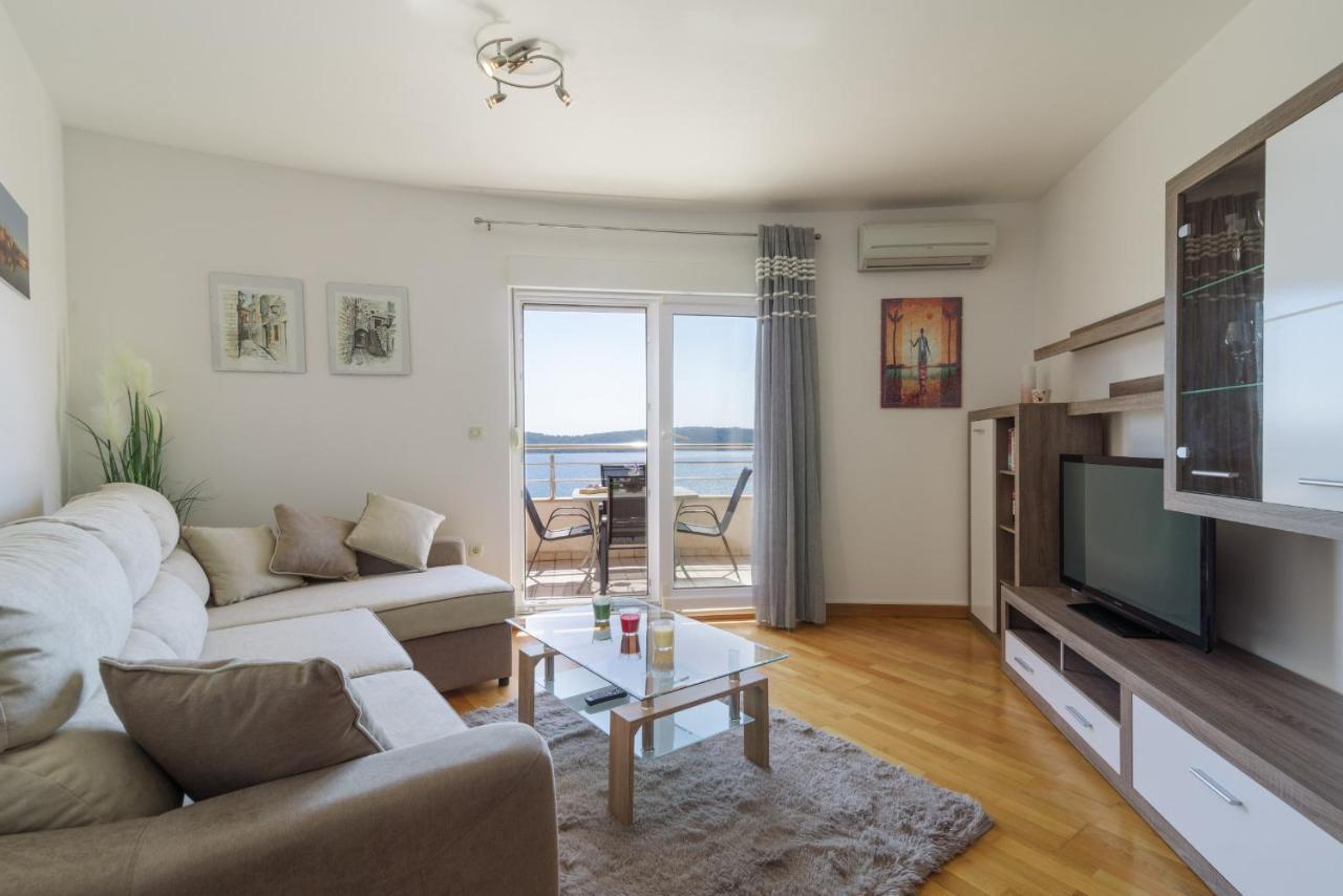 Apartment Marijana Trogir Exteriör bild